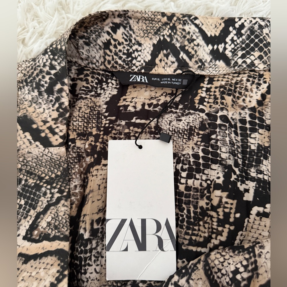 ZARA Snake Print Pleated Midi Skirt XL NWT - Picture 3 of 3